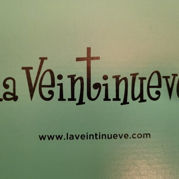 Brand New Retro Style Pumps - Picture 7 of 7